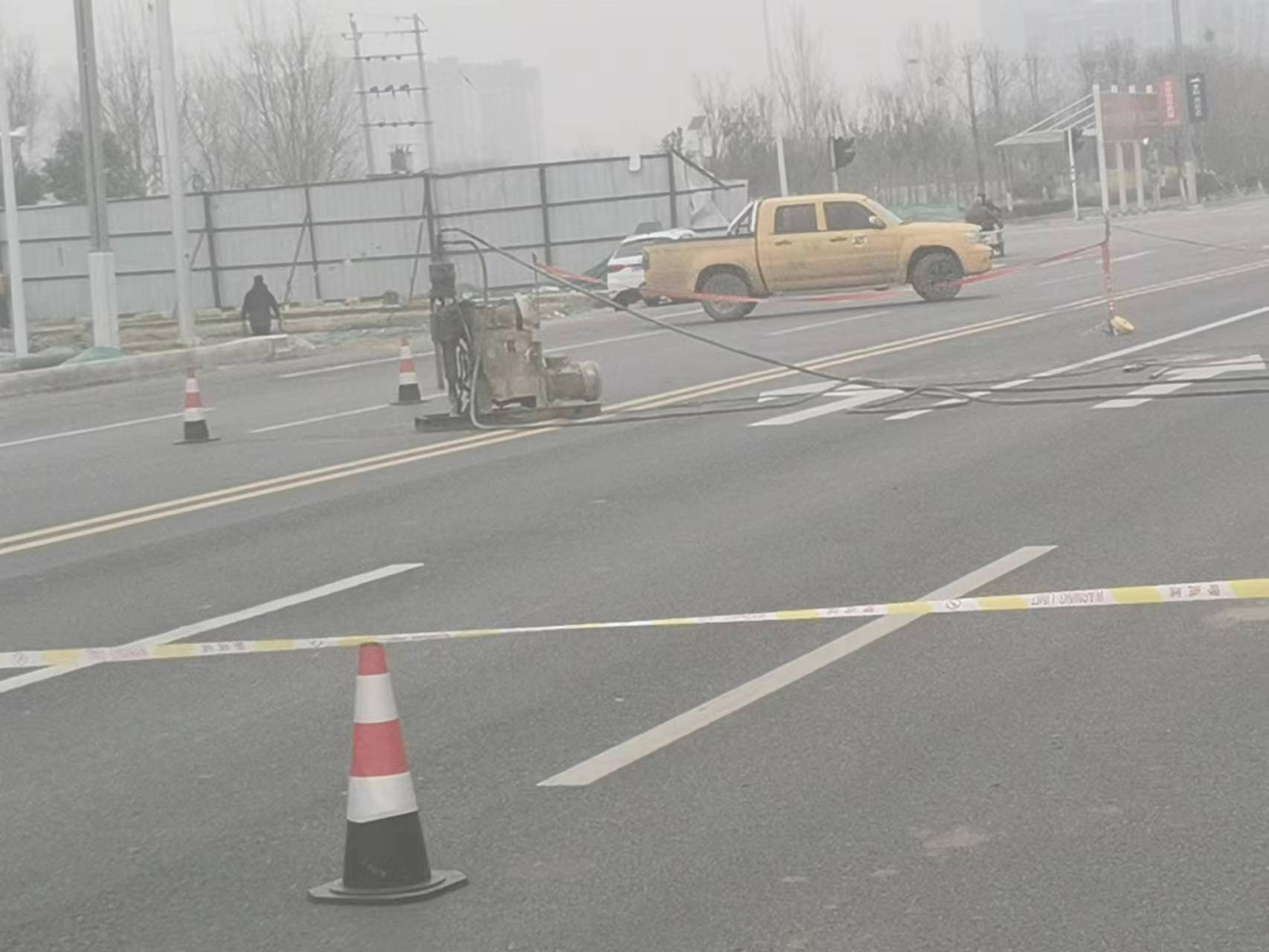西乌珠穆沁公路路基沉陷注浆